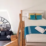 Quiet B&b, Airport Connection