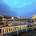 Quiet B&b, Airport Connection * Budapešť