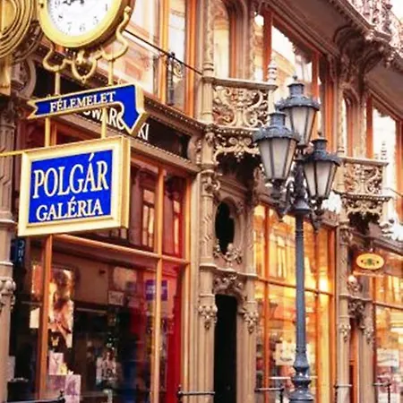 Quiet B&b, Airport Connection Будапешт