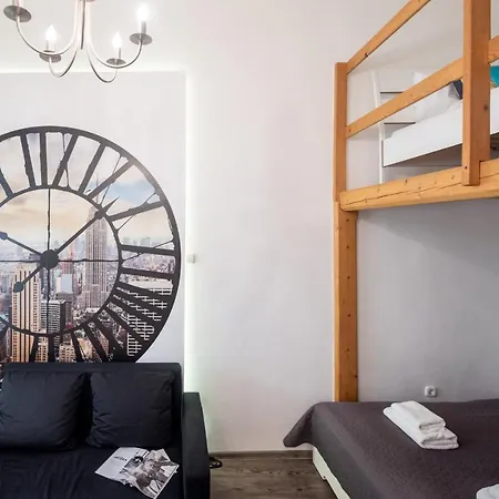 Central Quiet Studio B&b, Airport Connection Apartamento