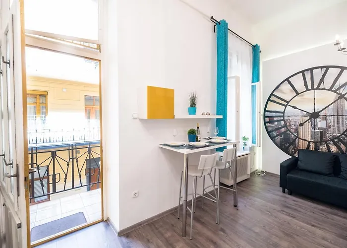 Apartament Quiet B&b, Airport Connection Budapesta