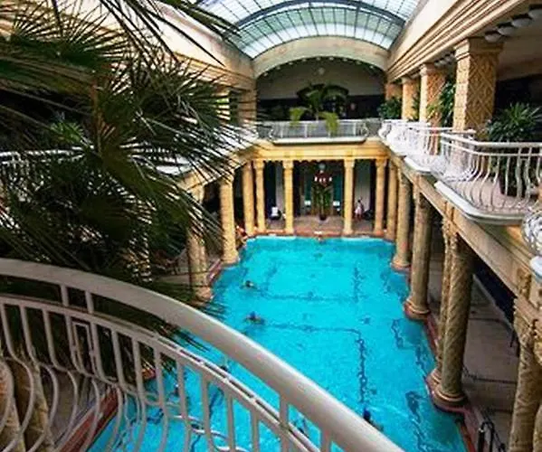 Apartament Quiet B&b, Airport Connection Budapesta