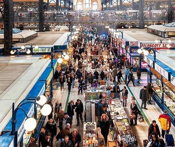 Quiet B&b, Airport Connection Apartament Budapesta